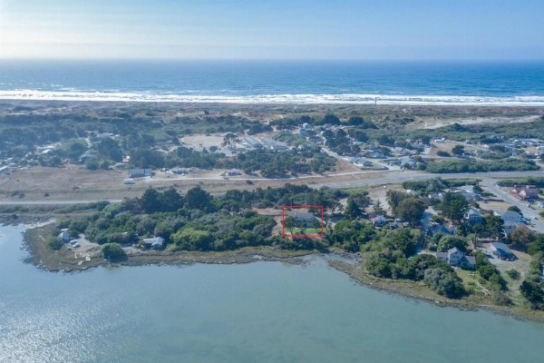 Manila Cove Majesty image 25